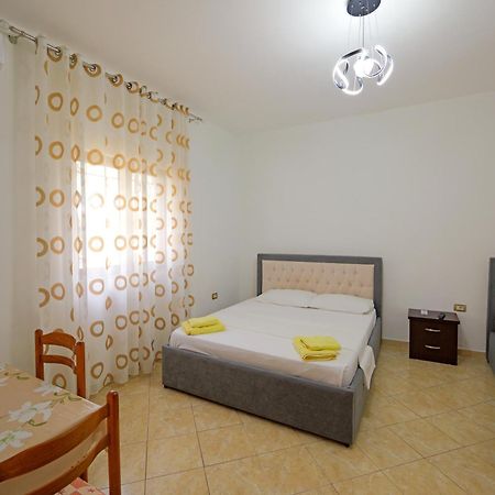 Brahimi Guest House Ksamil Exteriér fotografie