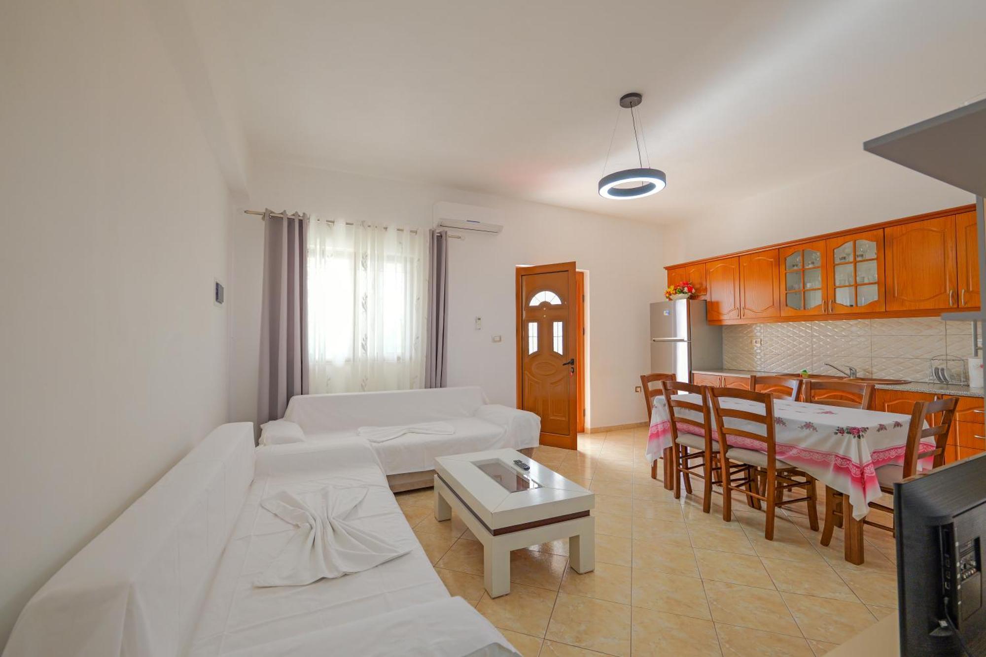 Brahimi Guest House Ksamil Exteriér fotografie