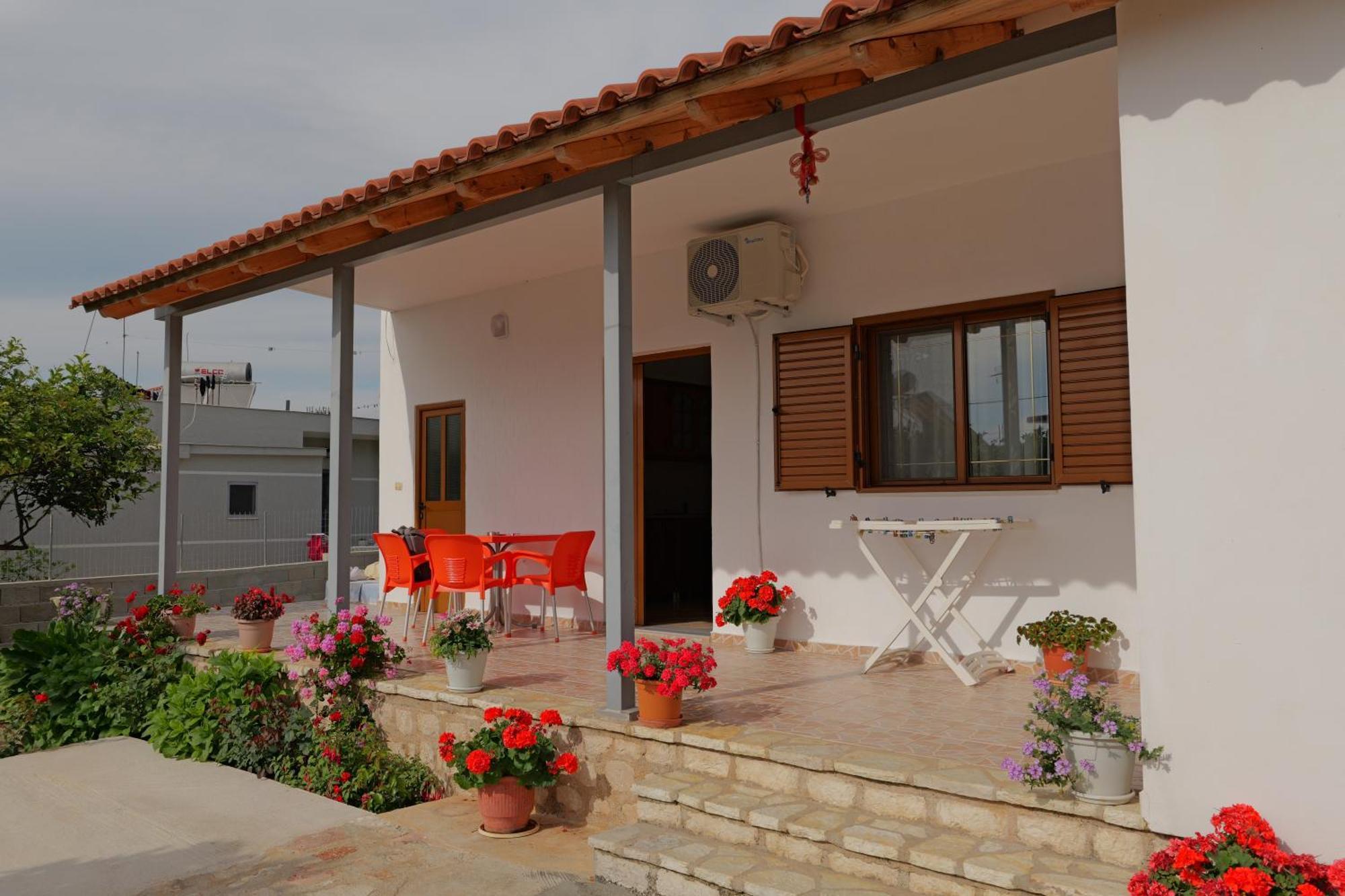 Brahimi Guest House Ksamil Exteriér fotografie