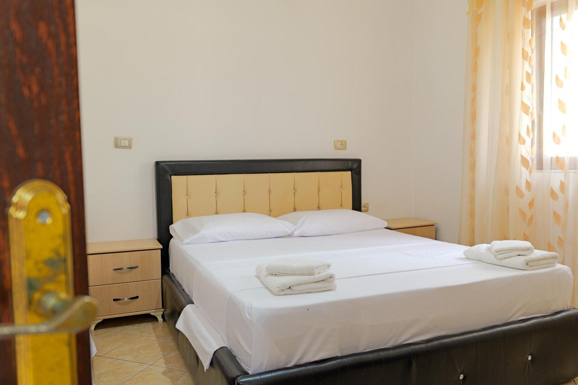Brahimi Guest House Ksamil Exteriér fotografie
