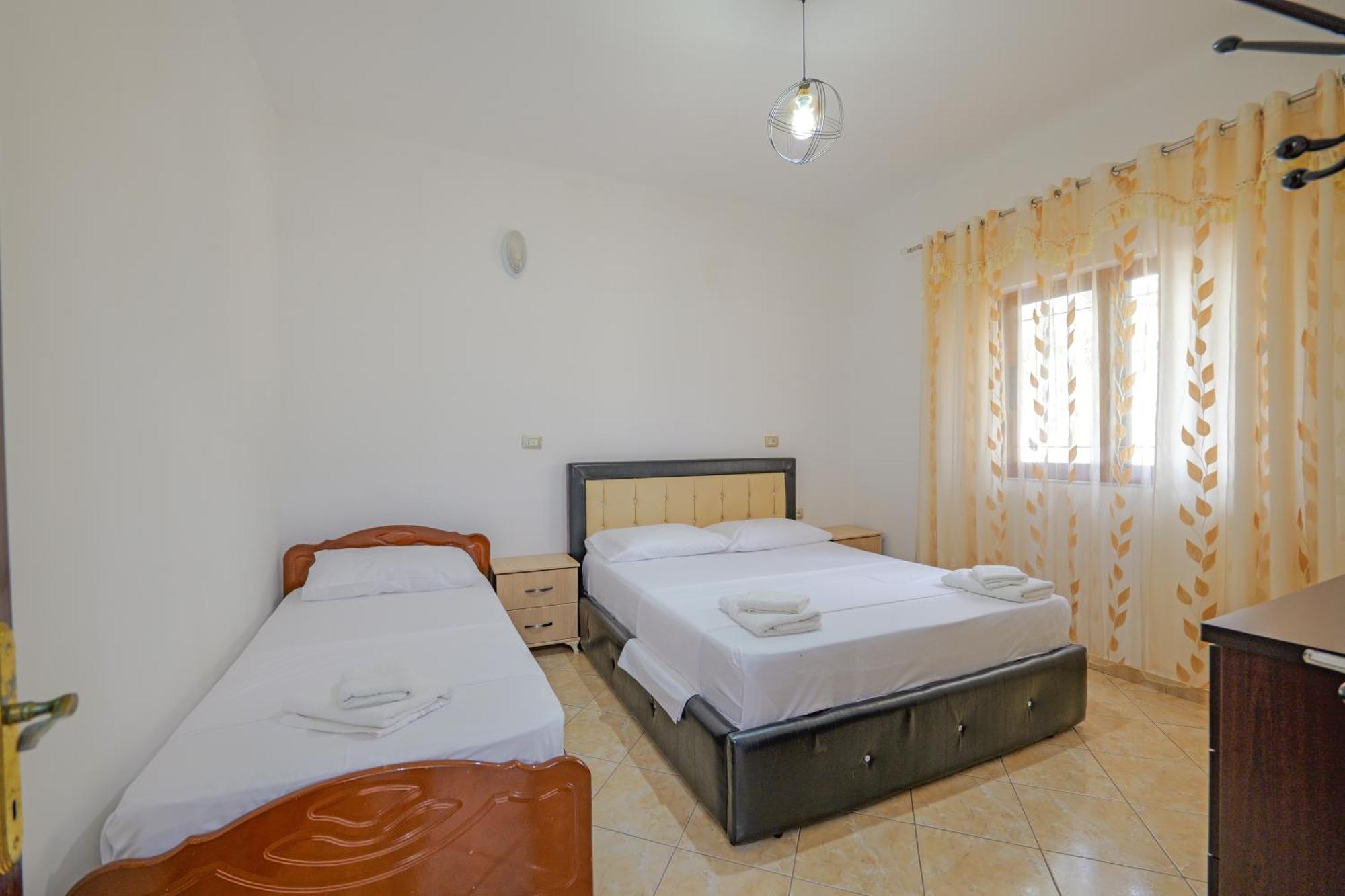 Brahimi Guest House Ksamil Exteriér fotografie