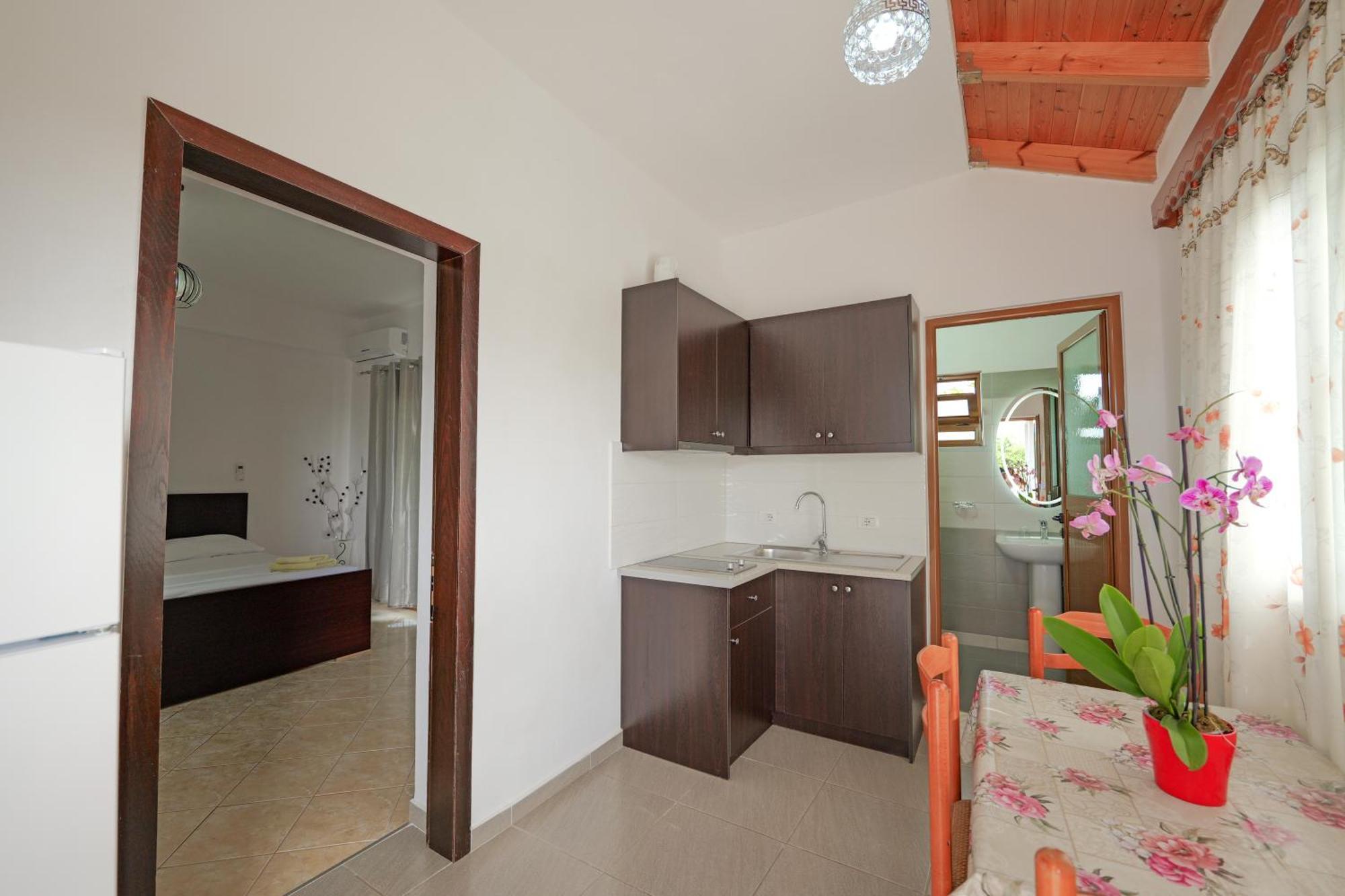 Brahimi Guest House Ksamil Exteriér fotografie