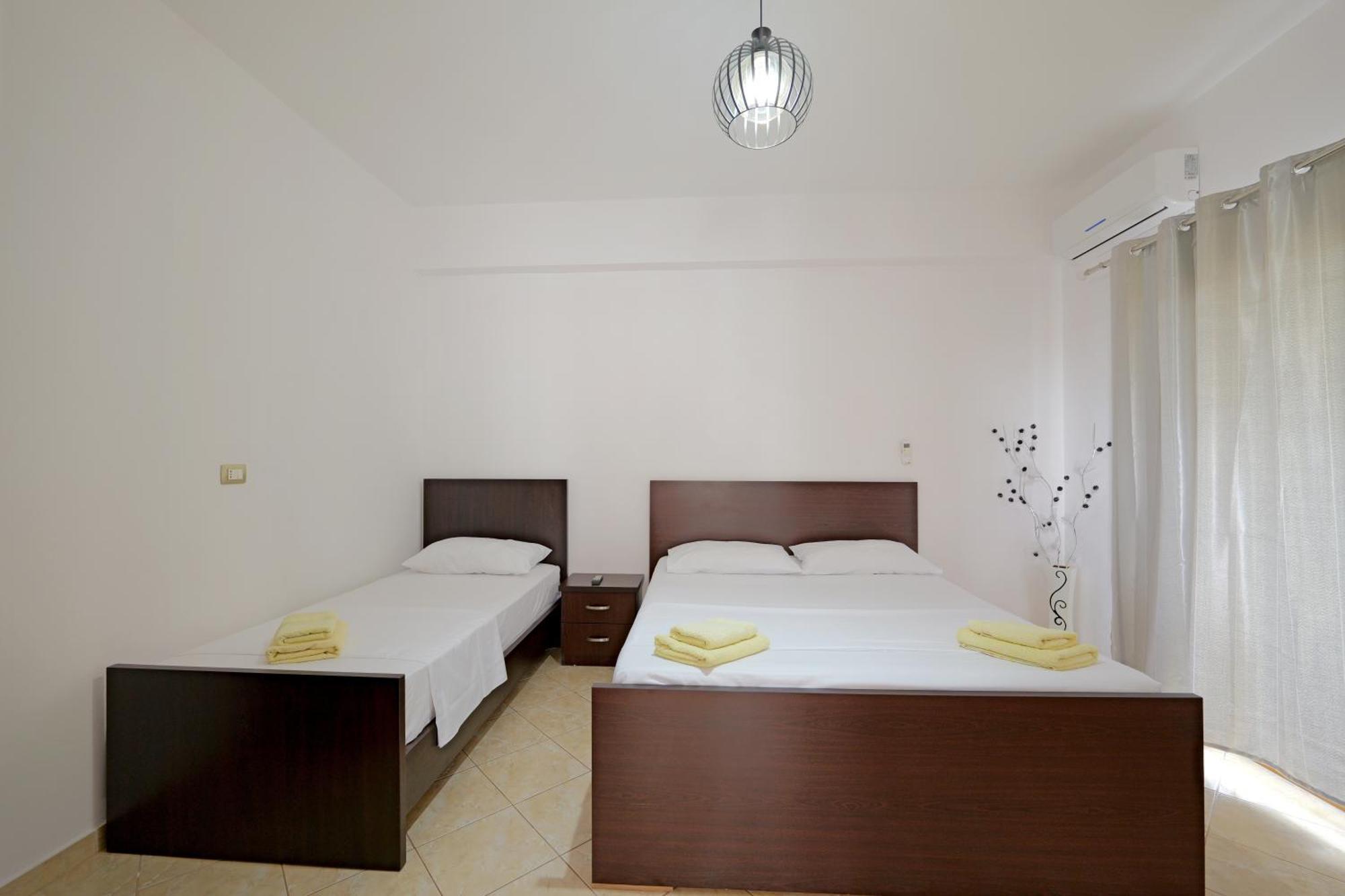 Brahimi Guest House Ksamil Exteriér fotografie
